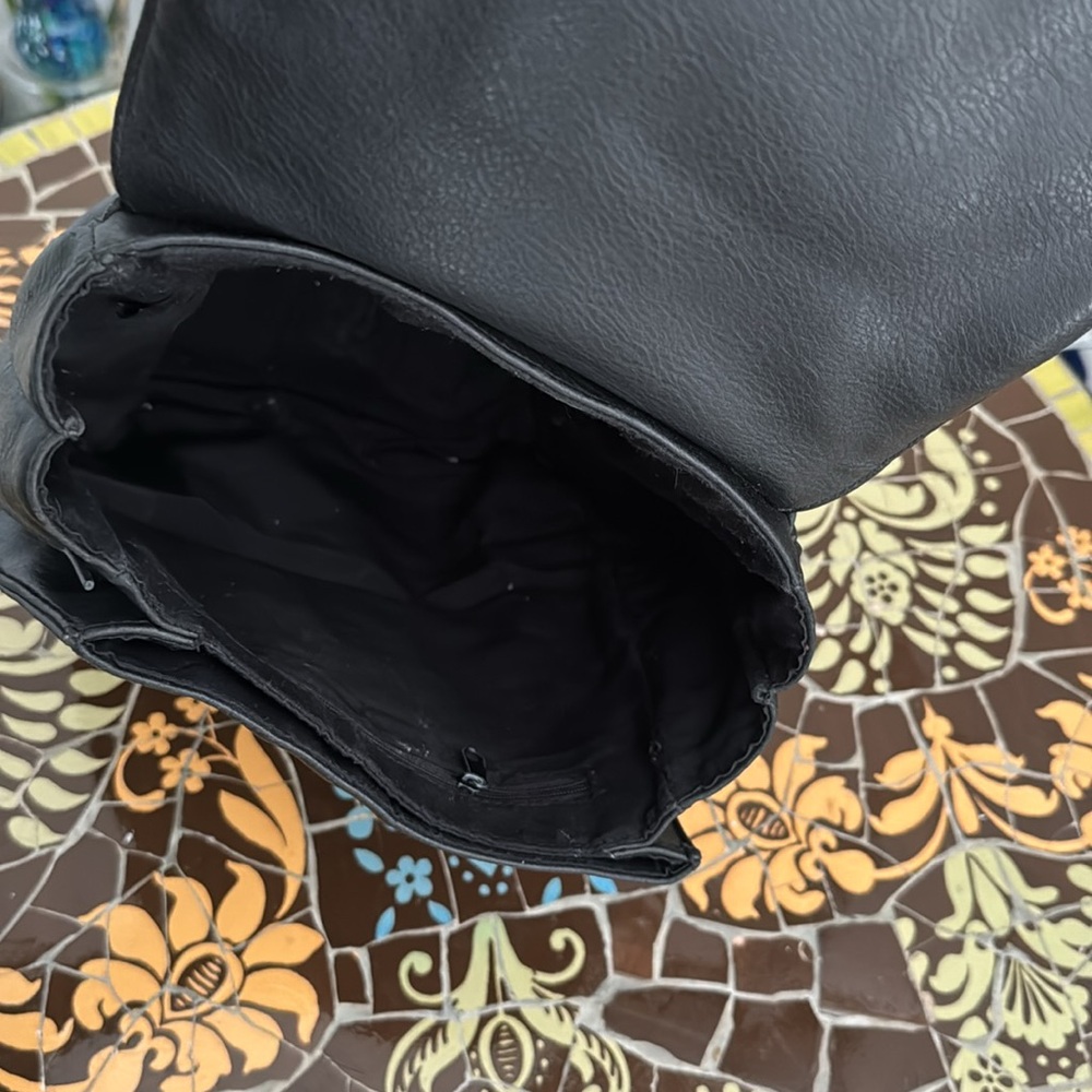 AURIELLE BLACK LEATHER BACKPACK - Picture 5 of 9